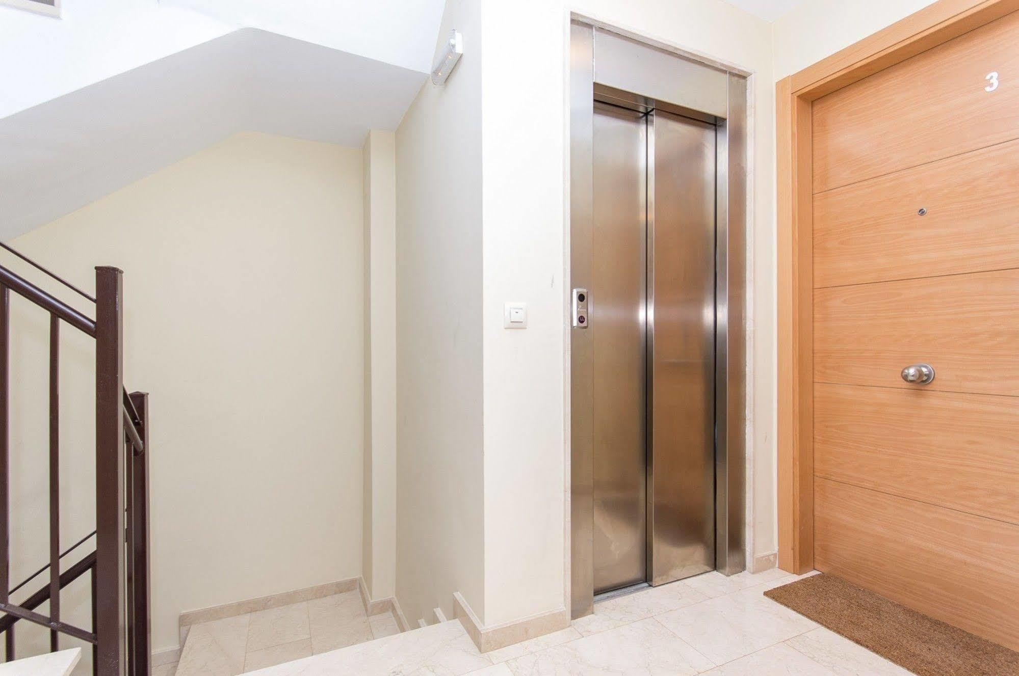 ולנסיה Bet Apartments - Tramontana Apartments מראה חיצוני תמונה