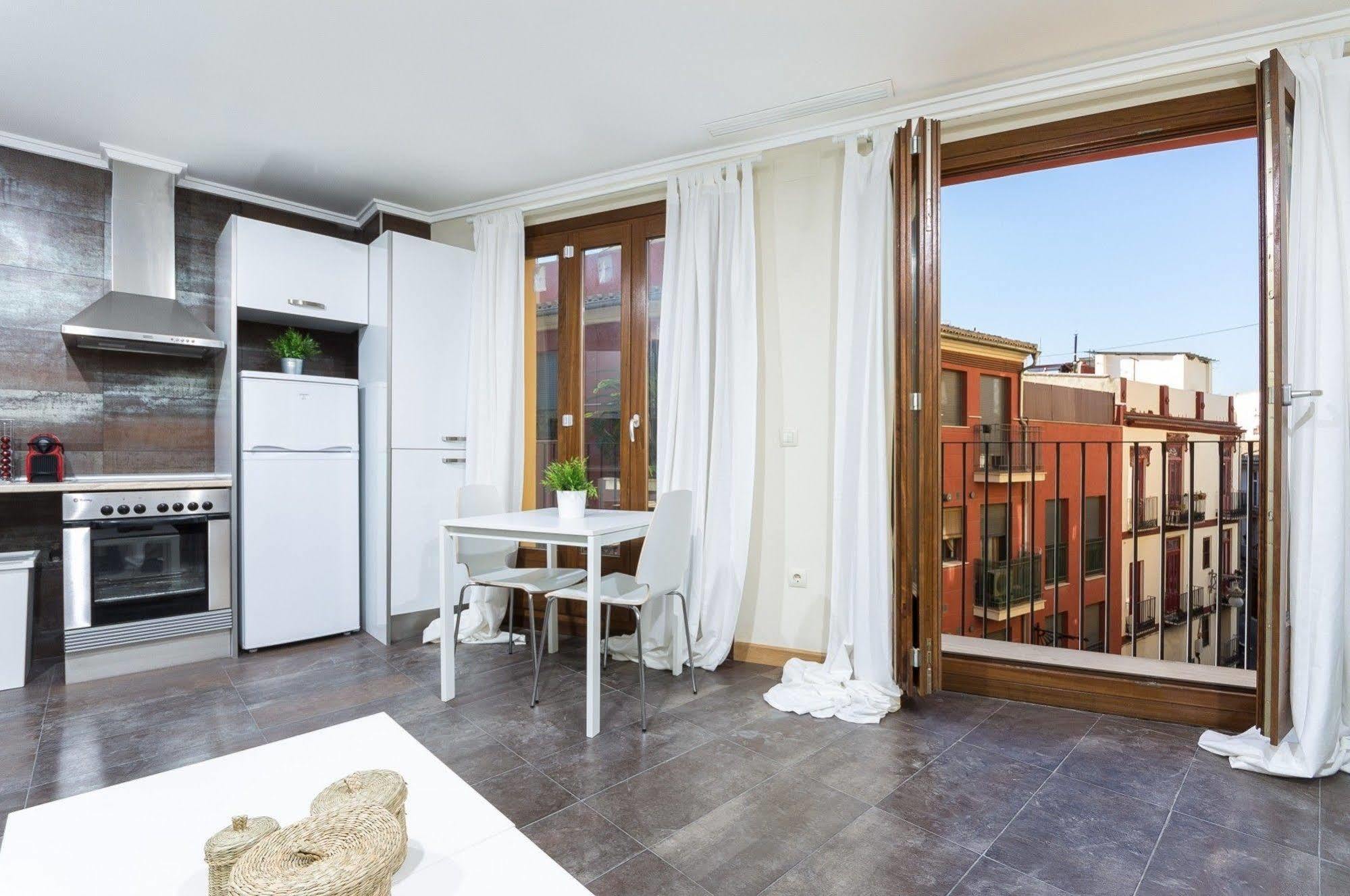 ולנסיה Bet Apartments - Tramontana Apartments מראה חיצוני תמונה